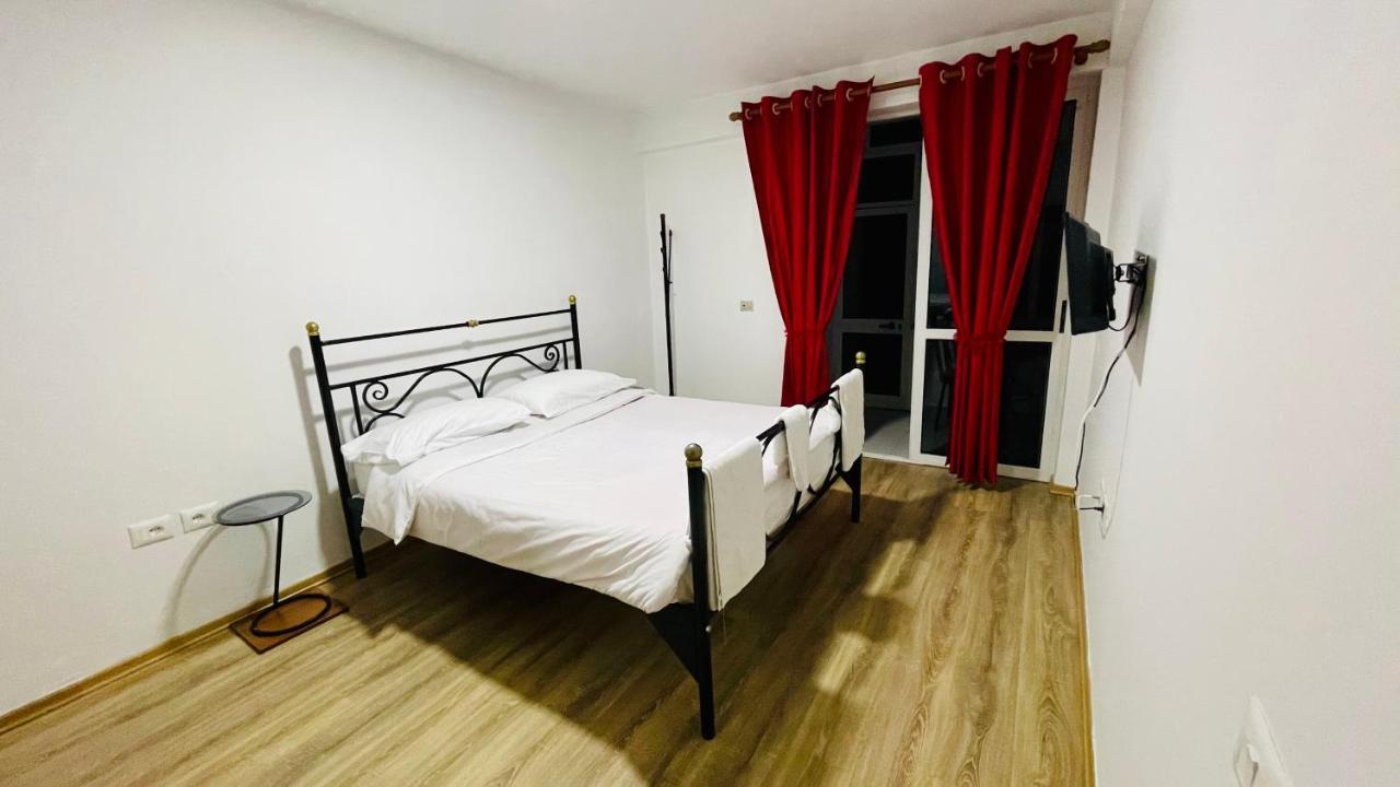 Hotel Drinos Tirana Extérieur photo