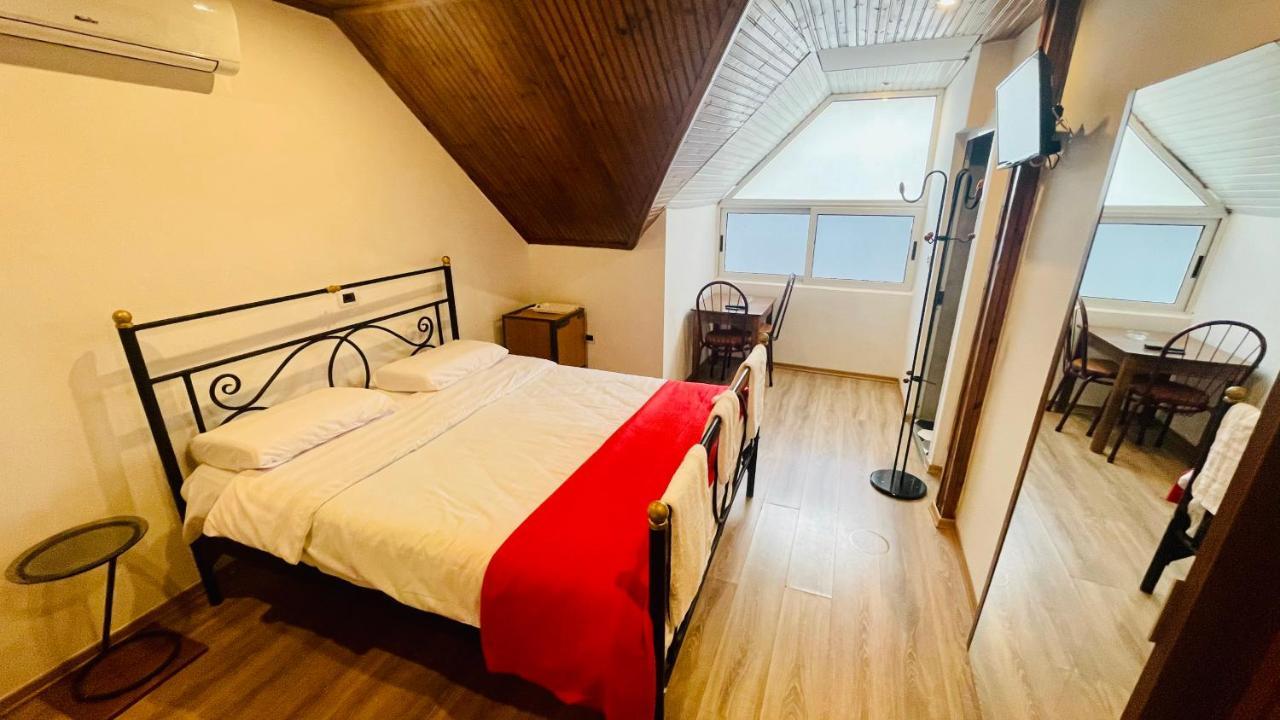 Hotel Drinos Tirana Extérieur photo