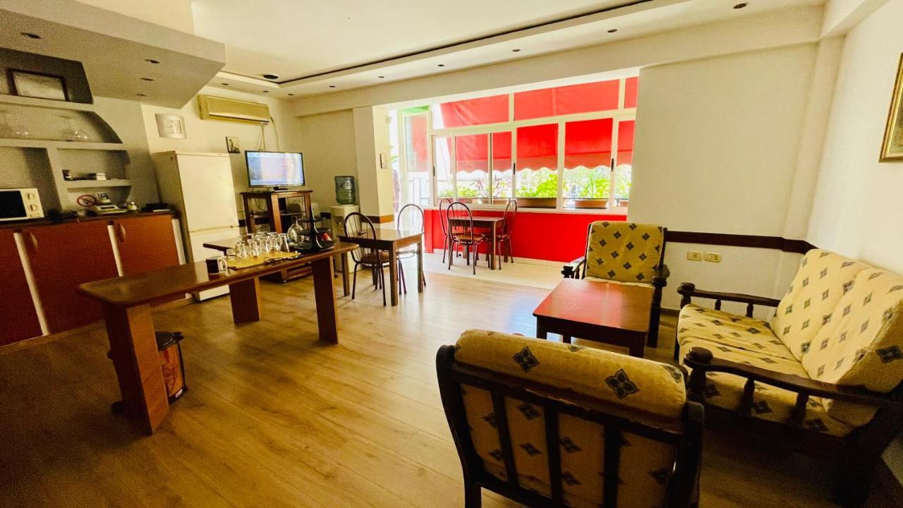 Hotel Drinos Tirana Extérieur photo