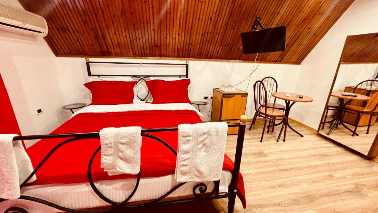 Hotel Drinos Tirana Extérieur photo