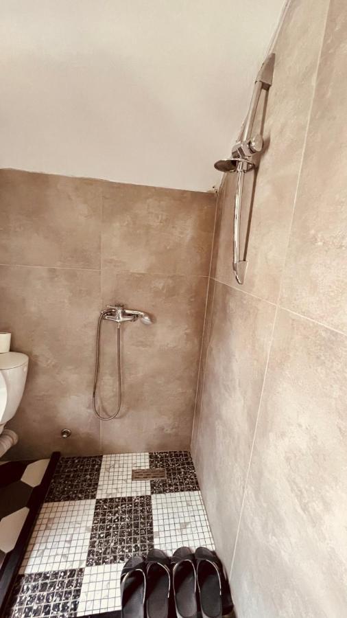 Hotel Drinos Tirana Extérieur photo