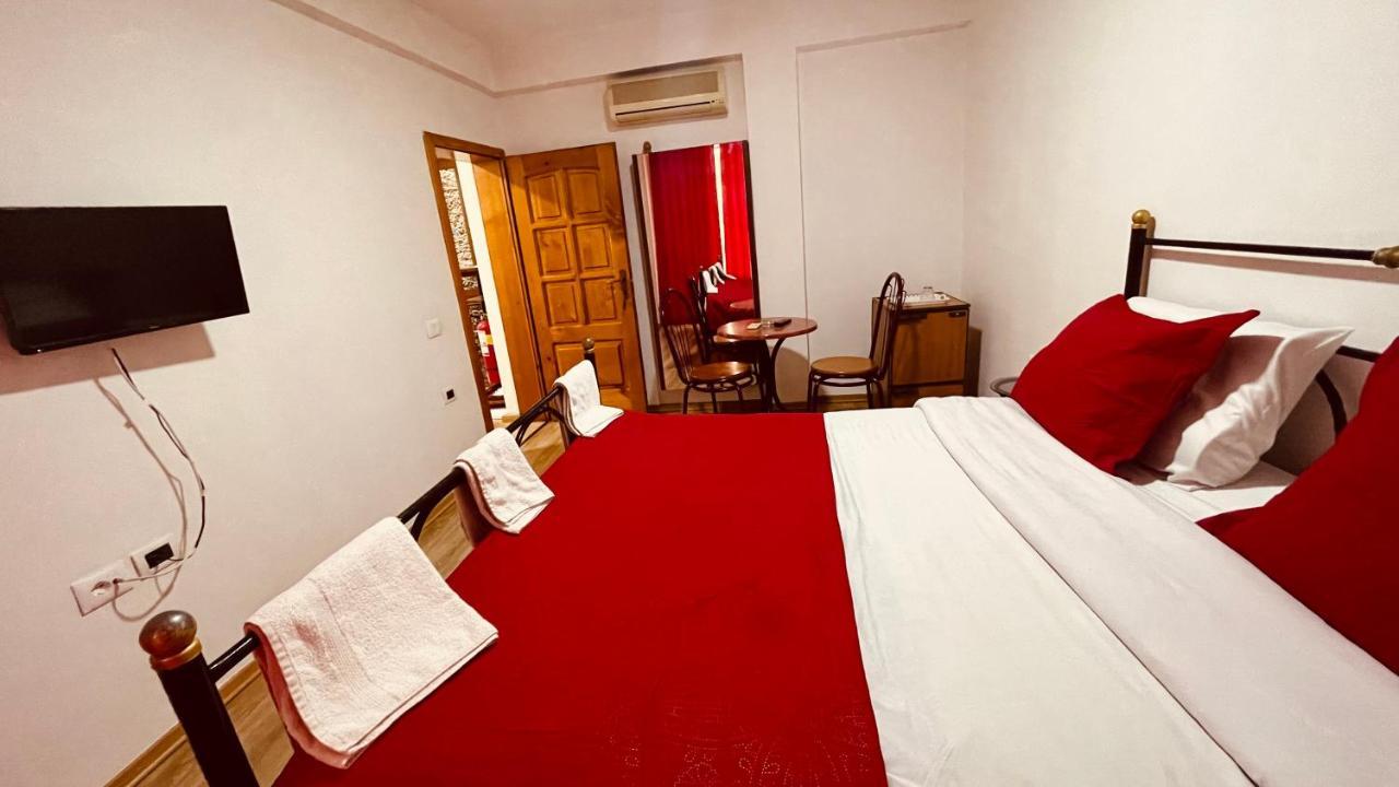 Hotel Drinos Tirana Extérieur photo